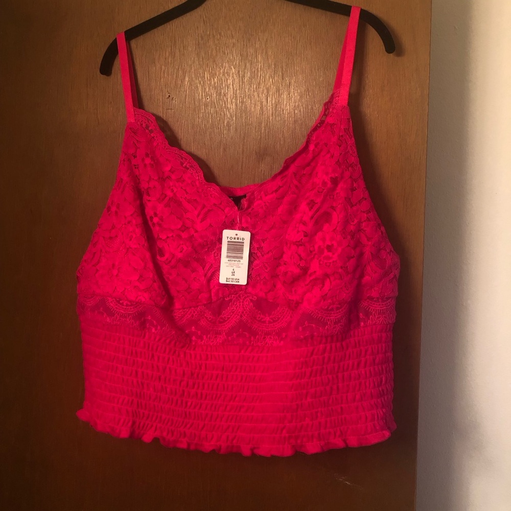NWT 4X Torrid Lace Smocked Crop Top
